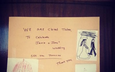The Big Guy let the flower girls make the sign for the door ️ #JJLaCava