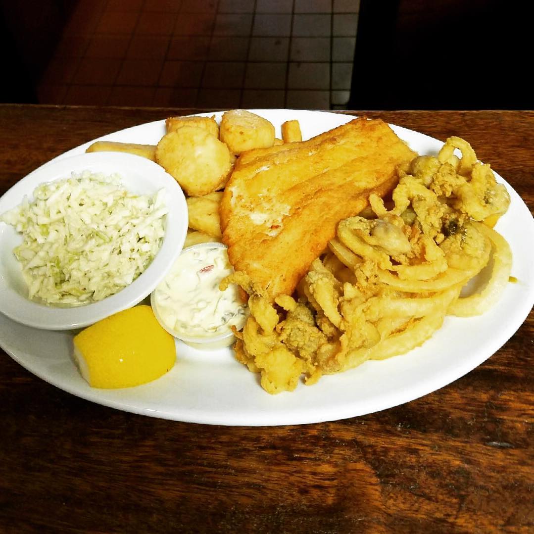 Weekend specials while they last Fishermans Platter fried goodness scallops haddock clams fries  rings served with Cole slaw  tartar sauce We also have Clam Rolls Egg Salad Club Chef Salad Roast Beef sandwich or open faced Lemon Chicken over Linguine Clam Chowdah and More