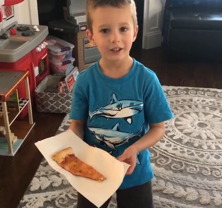 One bite, Lucas knows the rules. Giving shoppers a 10/10 on the pizza scale. Come check it out for yourself #barstoolsports #pizzareview #bestpizzaaround . @brdudley . . . . . . . #drinks #beer #cocktails #restaurant #instagood #party #cocktail #food #pub #friends #wine #music #fun #night #photooftheday #nightlife #drinkup #bartender #thirsty #glass #thirst #boston #waltham #bar