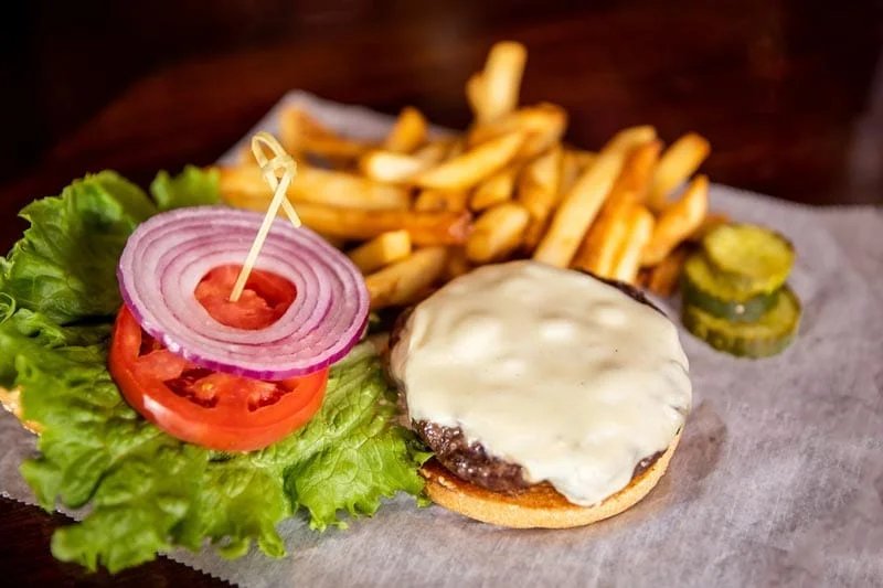 cheeseburgeroverhead | Shoppers Cafe Waltham cheeseburger