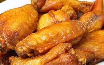 What a beautiful site. Get your wing fix! #waltham #shoppers #wings #menu #moodyst #buysomebeerwithit