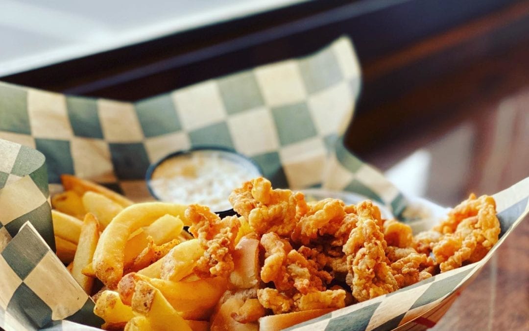 Open today until 8pm Sunday Specials! Lobster Roll $19.95, served with fries & cole slaw Whole Belly Clam Roll $15.95, served with fries & cole slaw We will be closed tomorrow, Monday 5/25. Give us a call 781-893-1180 or order Online (link in bio) #Waltham #takeout #delivery #moodyst #supportlocalbusiness #menu #specials #shoppers