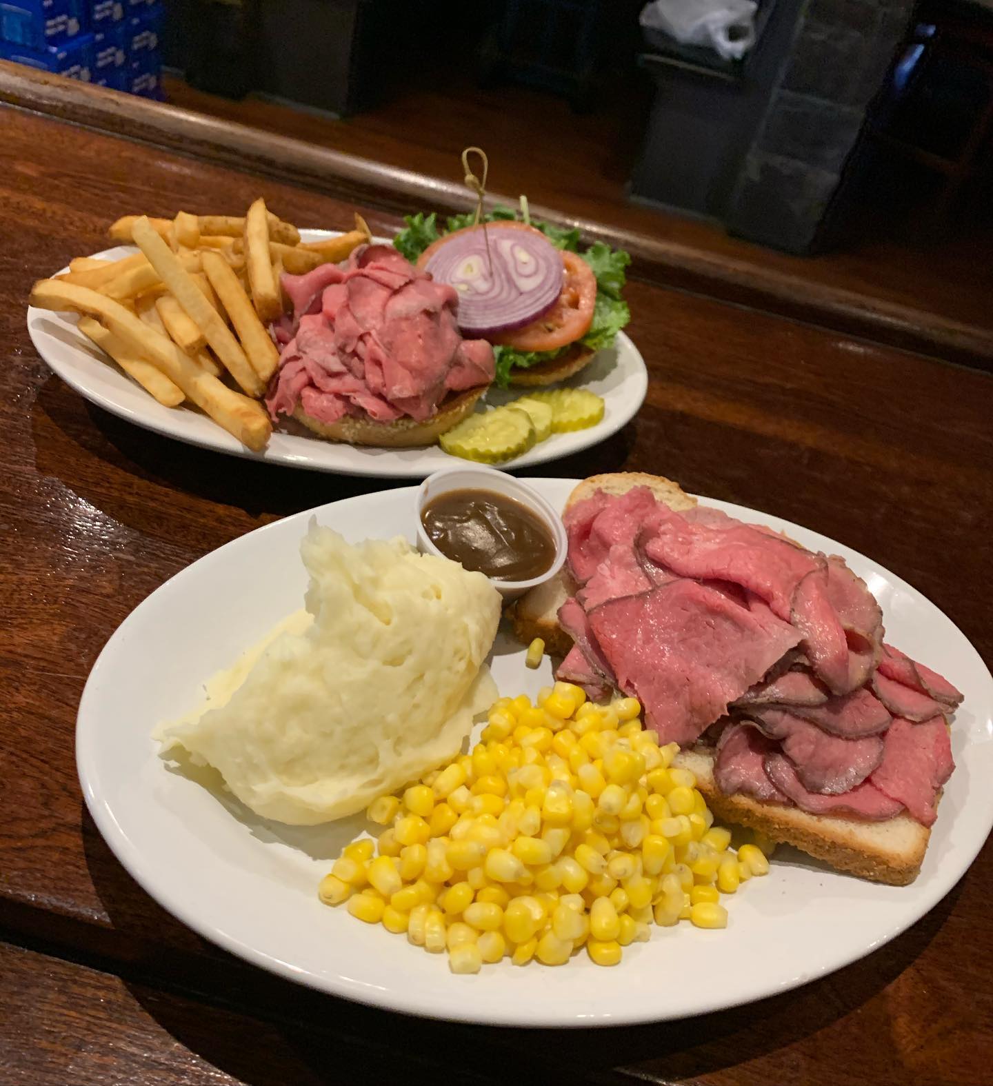 Weekend Specials while they last!Weather doesn’t look great, these specials are sure to warm you up!
Mac & Cheese, individual serving $8.95Chicken Pot Pie, individual serving $11.95Roast Beef Sandwich or Dinner. $8.95/$11.95Give us a call 781-893-1180 or order Online (link in bio)