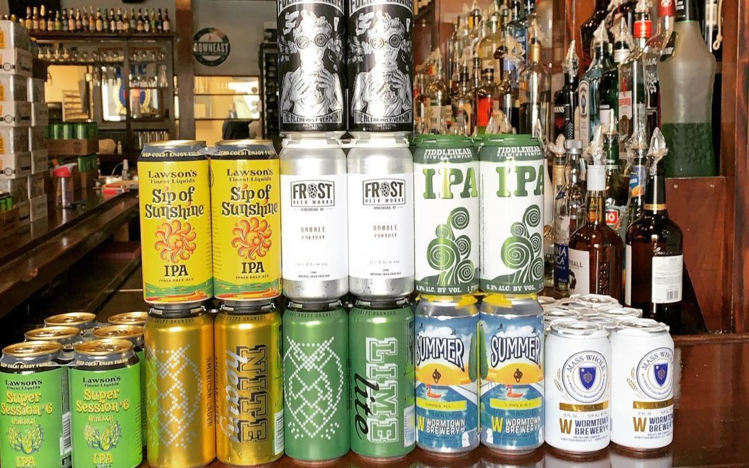 Welcome to our pop up SHOPS with hops. Add some fresh beer to your dinner order tonight. Some limited stuff made its way down from Vermont thanks to our friends @nightshiftdistro. Call ahead for your dinner orders or order online (link in bio) #beer #shoppers #craftbeer #delivery #waltham