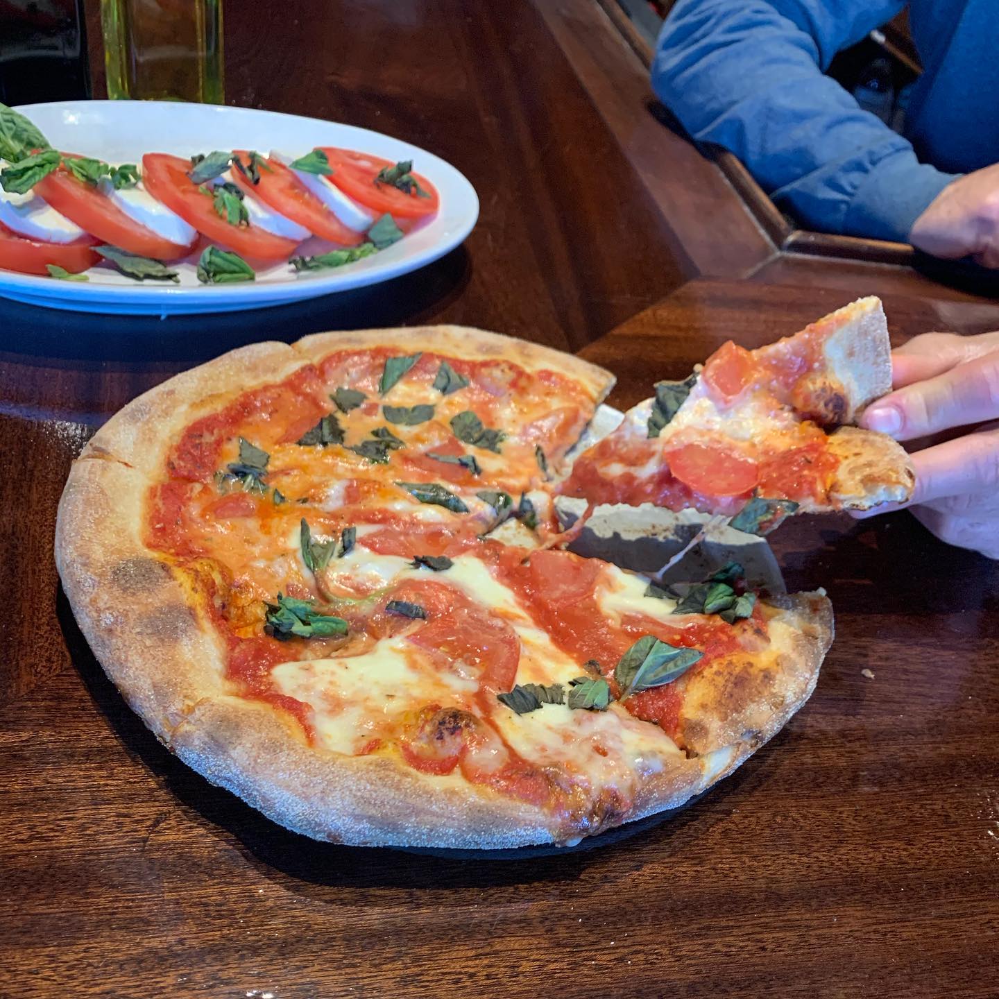 THURSDAY SPECIALS!Caprese Salad $8.95Margherita Pizza $11.95/$13.95Roast Beef Sandwich $10.95Open Faced Roast Beef Dinner $13.95Roast Pork Chili, cup $5.50 or bowl $6.50Single Serving of Chicken Stir Fry, served with Jasmine Rice $13.95Takeout & Delivery until 8PMGive us a call 781-893-1180 or order Online (link in bio)