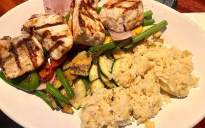 It’s Thursday. We’ve got Swordfish kabobs on the menu, served with with grilled tomatoes, peppers & onions. 📸 @taystie_eats French Dip. Steak Monti Sandwich. Roast Beef Sandwich or Dinner. #waltham #moodyst #shoppers #specials #lunch #dinner