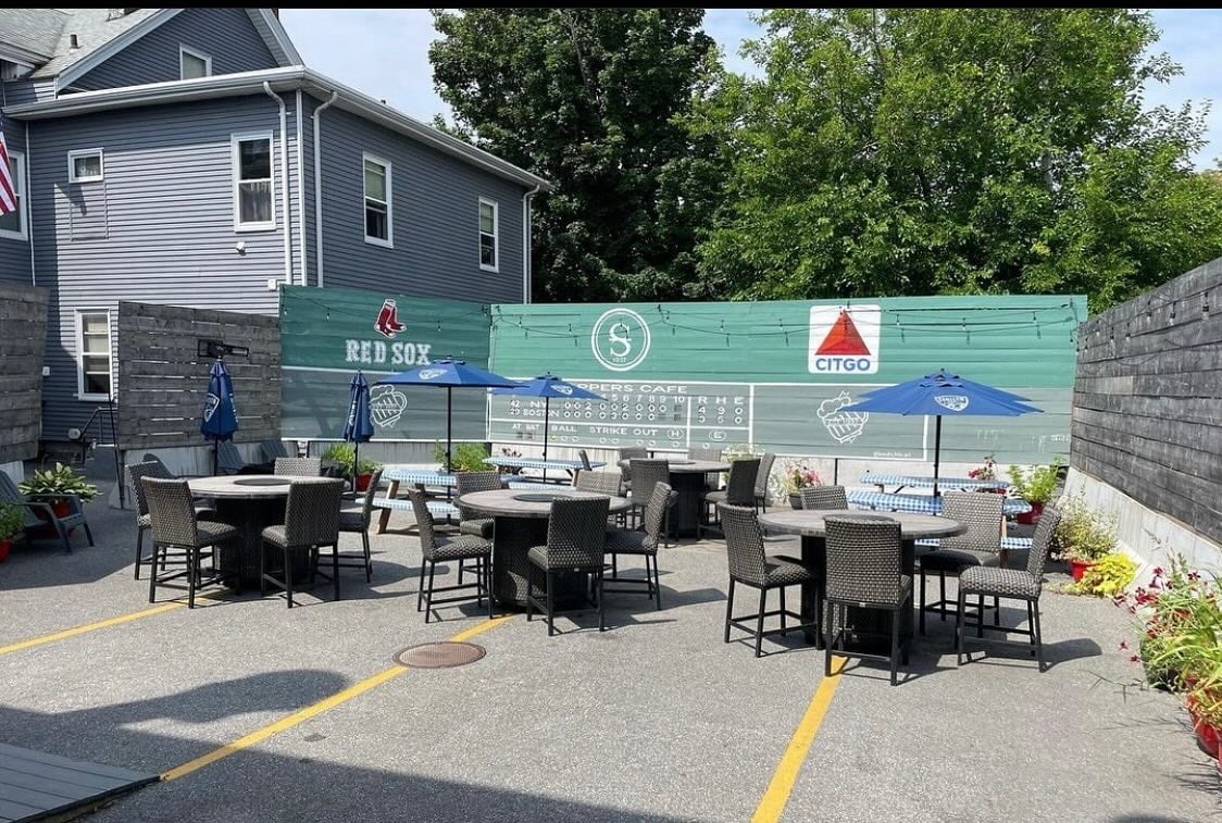 ️Beautiful evening & weekend ahead of us!️
Come enjoy the last few days of the patio with us!