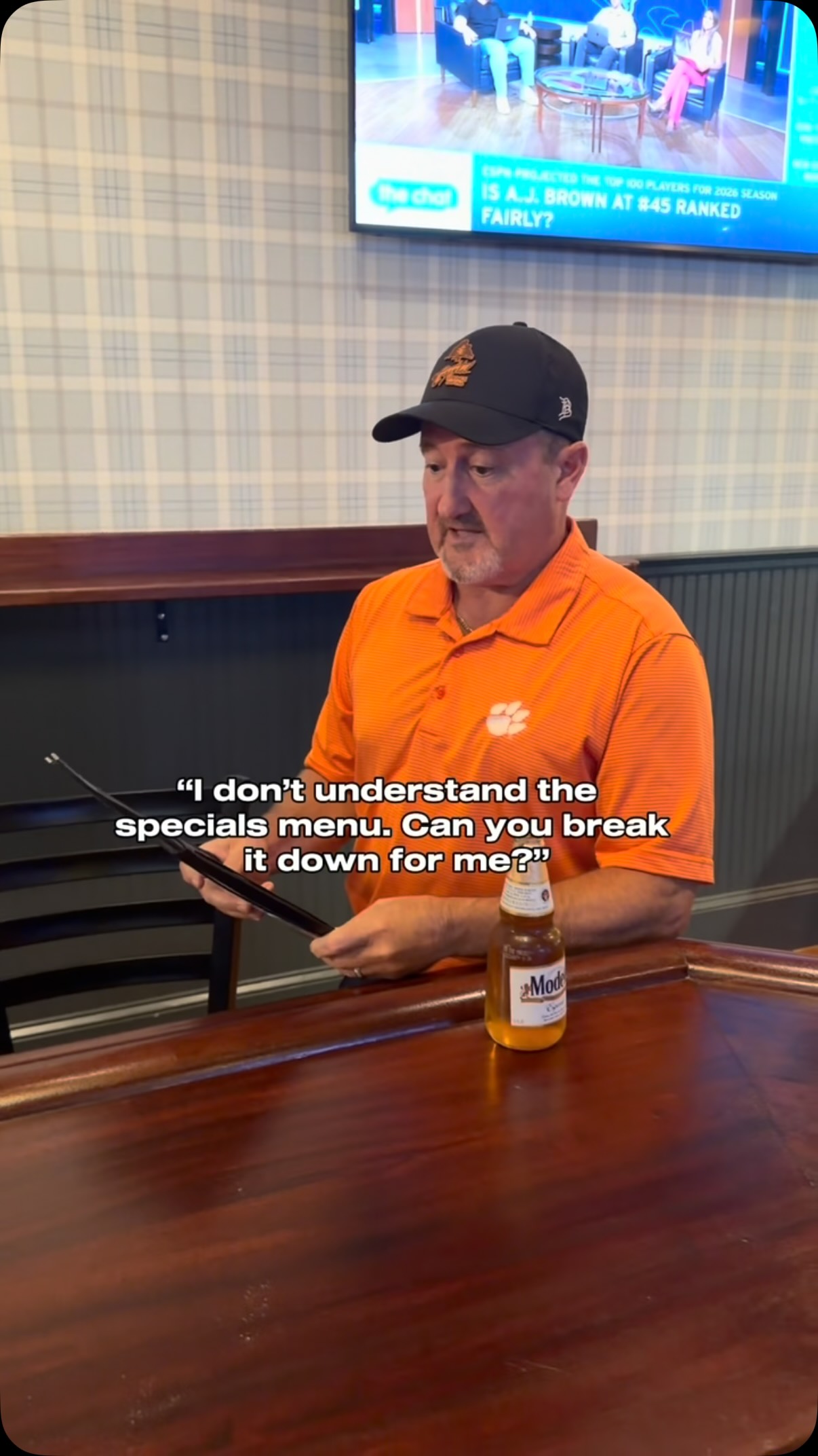 We got the food. We got the drinks. And we got the MOVES 🕺Come by and try our specials….they’re pretty easy to break down